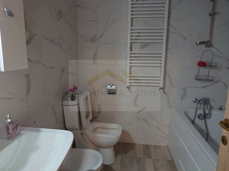 Cartierul Solar, apartament de inchiriat 2 camere, 83 mp, parcare proprie.