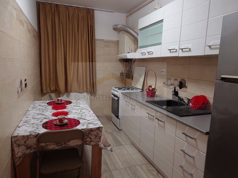 Cartierul Solar, apartament de inchiriat 2 camere, 83 mp, parcare proprie.